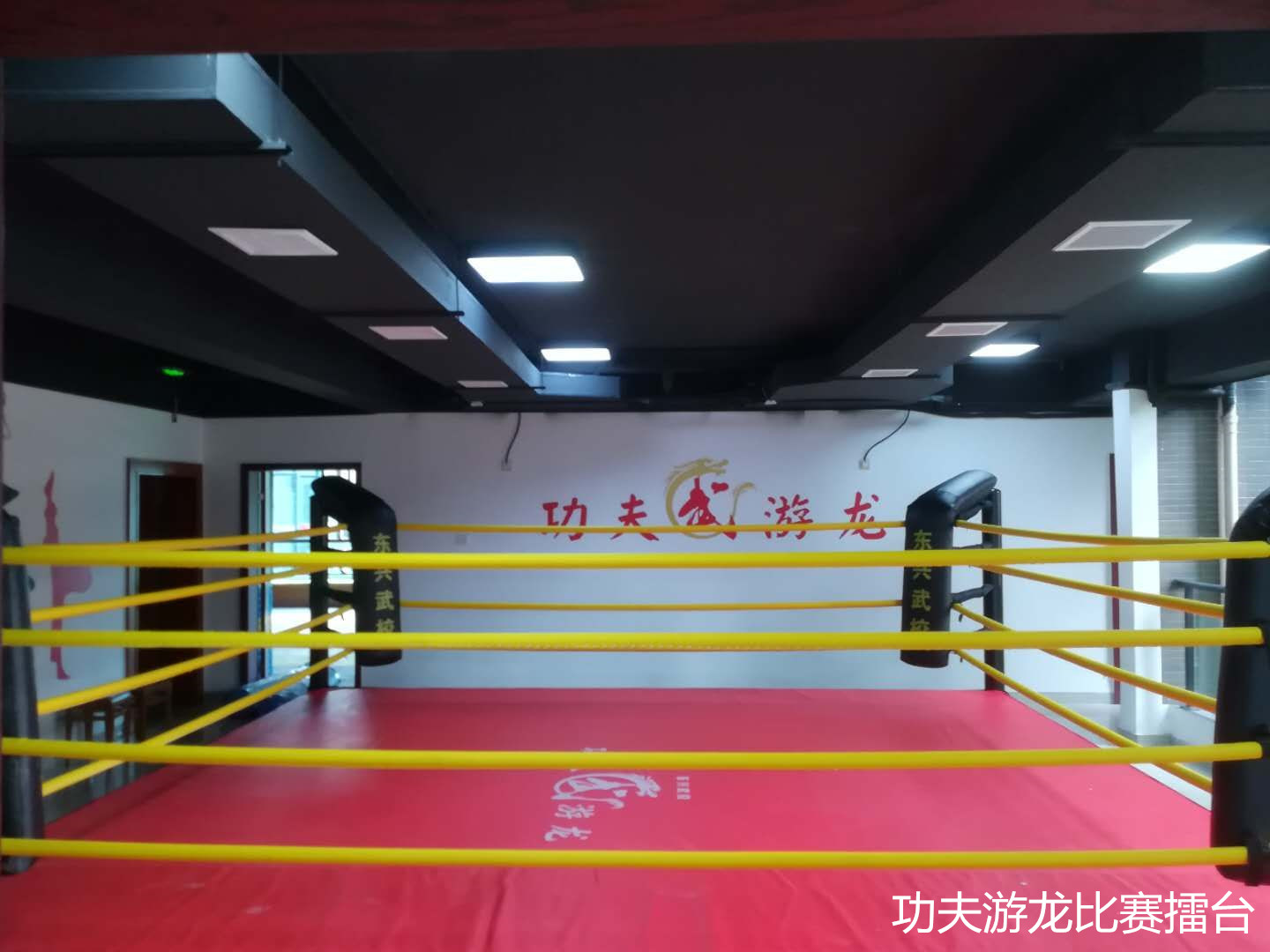 比赛擂台.jpg